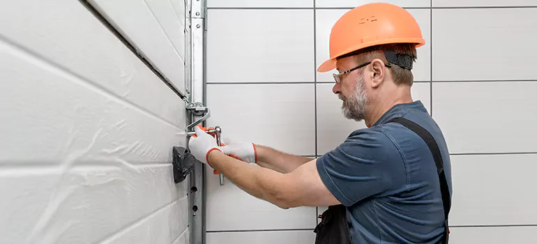Garage Door Repair in Valrico