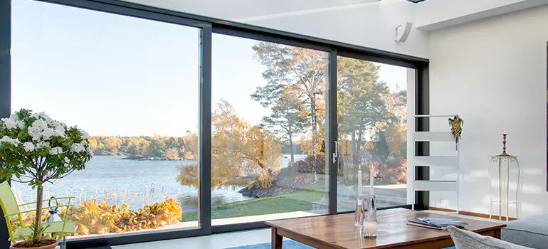 Custom Residential Window Tinting in Valrico, FL
